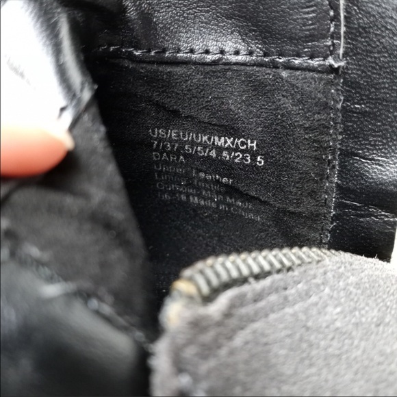 Kenneth Cole New York Suede Dara Booties 7 - Picture 9 of 9